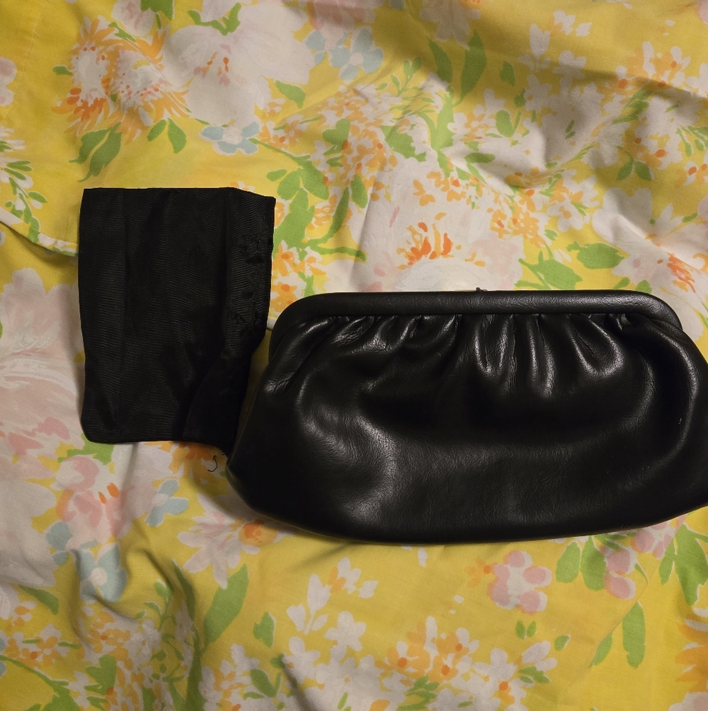 Vintage Kisslock Clutch